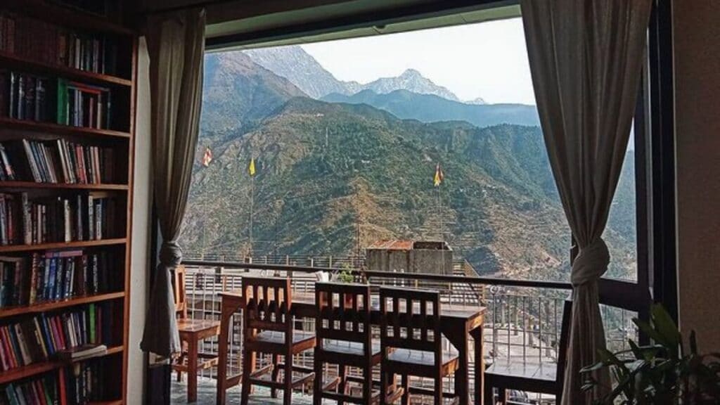 Illiterati Books and Cafe - Dharamshal - InstaHimachal - Best Cafe