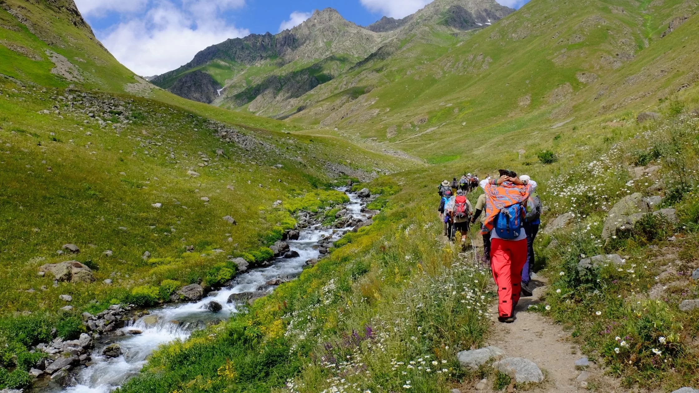 5 Important Treks in Himachal Pradesh