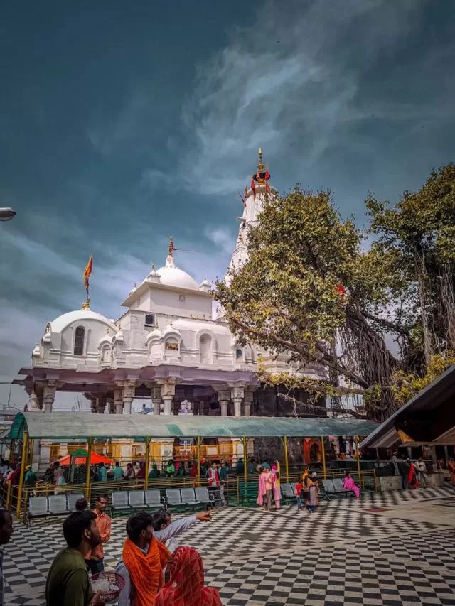 11 Most Famous Temples in and Around Dharamshala