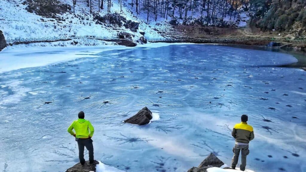 serolsar lake - Jalori Pass - snowfall places in himachal