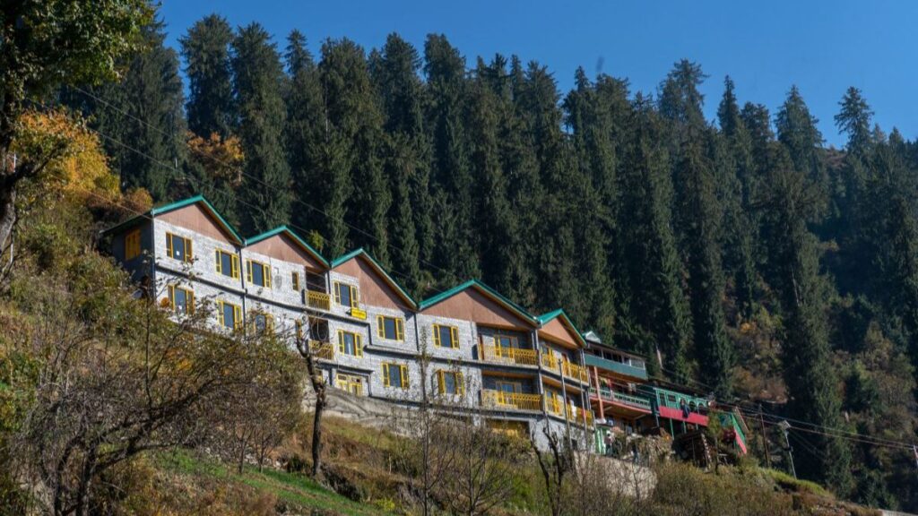  The Hosteller, Shoja Blog Himachal Pradesh - Insta Himachal