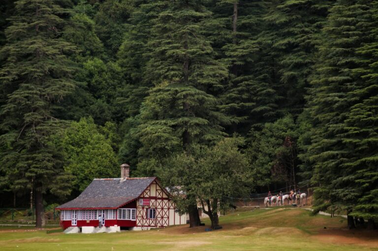 Dalhousie, Khajjiar & Chamba Tour from Delhi