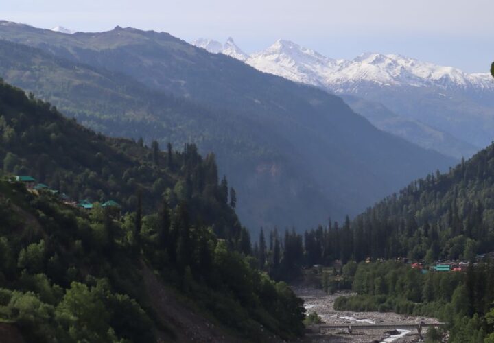 Mountain landscape and river in Manali, Himachal Pradesh
